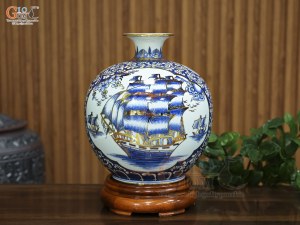 Bình hút lộc men lam cổ vẽ Nhị cảnh Mã Đáo Thành Công & Thuận Buồm Xuôi Gió vẽ vàng, cao 30cm