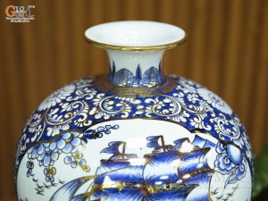Bình hút lộc men lam cổ vẽ Nhị cảnh Mã Đáo Thành Công & Thuận Buồm Xuôi Gió vẽ vàng, cao 30cm