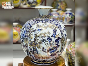 Bình hút lộc men lam họa tiết Tứ Cảnh Tài Lộc vẽ vàng 24k, cao 35cm