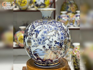 Bình hút lộc men lam họa tiết Tứ Cảnh Tài Lộc vẽ vàng 24k, cao 35cm