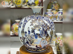 Bình hút lộc men lam họa tiết Tứ Cảnh Tài Lộc vẽ vàng 24k, cao 30cm