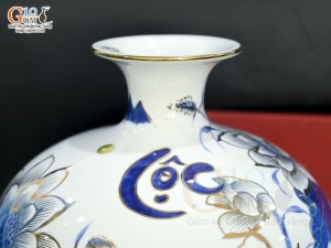 Bình hút lộc men lam vẽ chữ Lộc hoa Sen Phú Quý, vẽ vàng 24k, cao 30cm