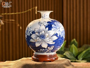 Bình hút lộc men lam vẽ hoa Sen, cao 33cm