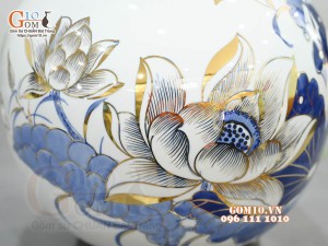 Bình hút lộc men lam vẽ hoa Sen Phú Quý, vẽ vàng 24k, cao 30cm
