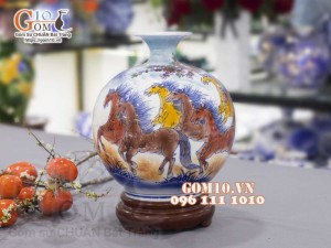 Bình hút lộc men lam, vẽ màu cảnh Mã Đáo Thành Công cao 25cm