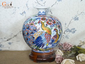 Bình hút lộc men lam vẽ Nhị cảnh viền hoa, cao 25cm