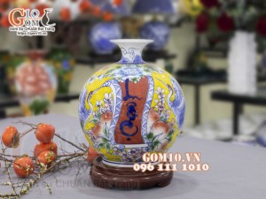 Bình hút lộc men màu, cảnh Lộc Hạc Phú Quý, nền vàng cao 25cm