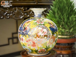 Bình hút lộc men màu cảnh Long Phụng sum vầy vẽ vàng 24k, cao 30cm