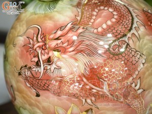 Bình hút lộc men màu cảnh Long Phụng vờn mây vẽ vàng 24k, cao 30cm