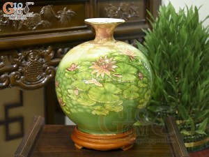 Bình hút lộc men màu cảnh Sen Tài Lộc vẽ vàng 24k, cao 35cm