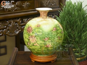 Bình hút lộc men màu cảnh Sen Tài Lộc vẽ vàng 24k, cao 35cm
