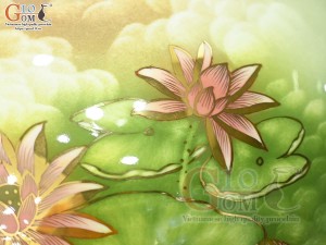 Bình hút lộc men màu cảnh Sen Tài Lộc vẽ vàng 24k, cao 35cm