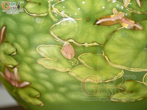 Bình hút lộc men màu cảnh Sen Tài Lộc vẽ vàng 24k, cao 35cm