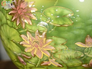 Bình hút lộc men màu cảnh Sen Tài Lộc vẽ vàng 24k, cao 35cm