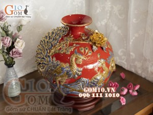 Bình hút lộc men màu đắp nổi Công Đào vẽ vàng 24k, cao 30cm
