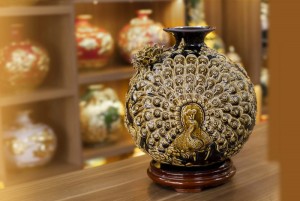 Bình hút lộc men màu đắp nổi Phú Quý Trường Xuân, cao 36cm