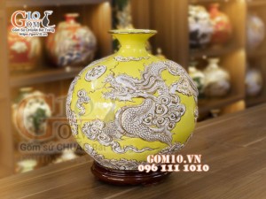 Bình hút lộc men màu đắp nổi vẽ vàng Long Phụng, cao 36cm