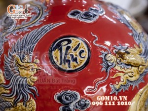 Bình hút lộc men màu đỏ đắp nổi Long Phụng, cao 36cm