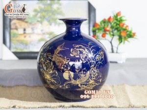 Bình hút lộc men màu, nền tím, họa tiết Cá chép Liên hoa - Niên Niên Hữu Dư vàng kim, cao 30cm