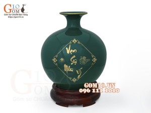 Bình hút lộc men màu, nền xanh lục, vẽ vàng kim Cá chép Liên hoa, cao 22cm