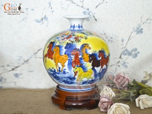 Bình hút lộc men màu Nhị cảnh Tài Lộc nền vàng, cao 23cm