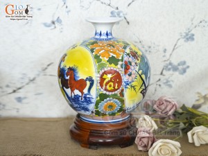 Bình hút lộc men màu Nhị cảnh Tài Lộc nền vàng, cao 23cm