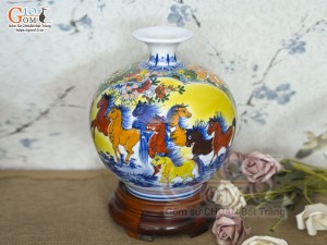 Bình hút lộc men màu Nhị cảnh Tài Lộc nền vàng, cao 23cm