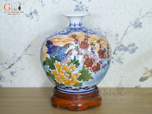 Bình hút lộc men màu Nhị cảnh Thuận Buồm Xuôi Gió và Công Đào nền cam, cao 25cm