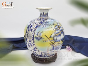 Bình hút lộc men màu nhị cảnh Thuận Buồm Xuôi Gió và Mã Đáo Thành Công vẽ vàng 24k nền vàng, cao 30cm