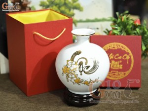 Bình hút lộc men màu trắng họa tiết chữ Lộc vàng kim, cao 18cm