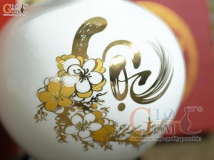 Bình hút lộc men màu trắng họa tiết chữ Lộc vàng kim, cao 18cm