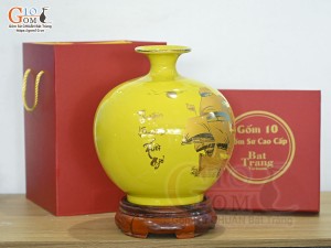 Bình hút lộc men màu vàng cảnh Thuận Buồm Xuôi Gió vàng kim, cao 23cm