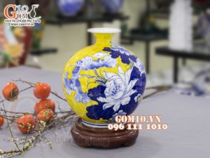 Bình hút lộc men màu vẽ hoa Sen, cao 25cm