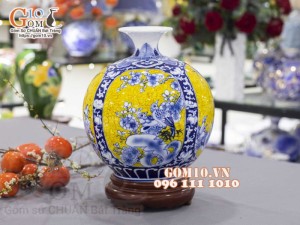 Bình hút lộc men màu vẽ Tứ cảnh, cao 35cm