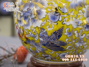 Bình hút lộc men màu vẽ vàng 24k, cảnh Chim Hoa Phú Quý, nền vàng cao 30cm