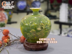 Bình hút lộc men màu vẽ vàng 24k, cảnh đầm Sen, cao 25cm