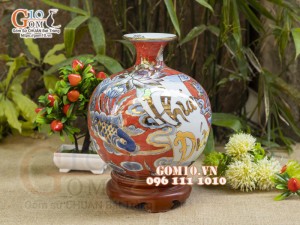 Bình hút lộc men màu vẽ vàng 24k, cảnh Phúc Đức, nền đỏ cao 25cm