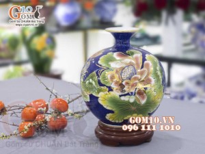 Bình hút lộc men màu vẽ vàng 24k, cảnh Sen Hạc Phú Quý, cao 25cm