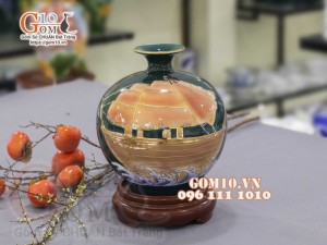 Bình hút lộc men màu vẽ vàng 24k, cảnh Thuận Buồm Xuôi Gió, nền xanh cao 25cm