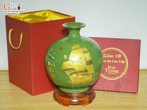 Bình hút lộc men màu xanh lá cảnh Thuận Buồm Xuôi Gió vàng kim, cao 26cm
