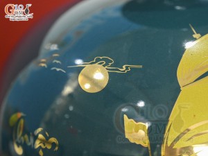 Bình hút lộc men màu xanh lục cảnh Thuận Buồm Xuôi Gió vàng kim, cao 23cm