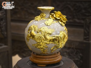 Bình hút lộc men rạn đắp nổi Mã Đáo Thành Công dát vàng 24k, cao 18cm