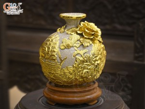 Bình hút lộc men rạn đắp nổi Thuận Buồm Xuôi Gió dát vàng 24k, cao 18cm