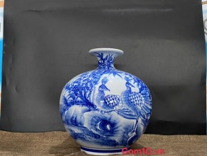 Bình hút lộc men tràm vẽ cảnh Công đào phú quý, cao 23cm Bình hút lộc men tràm vẽ cảnh Công đào phú quý, cao 23cm