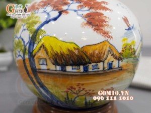 Bình hút lộc men trắng vẽ cảnh Làng Quê, cao 23cm