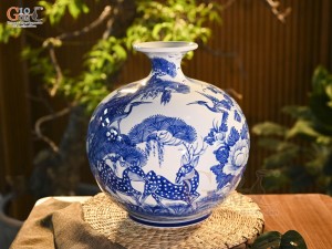 Bình hút lộc men trắng vẽ Tùng Lộc Sơn Thủy, cao 30cm