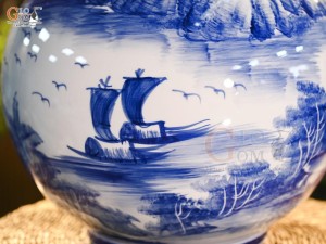 Bình hút lộc men trắng vẽ Tùng Lộc Sơn Thủy, cao 30cm