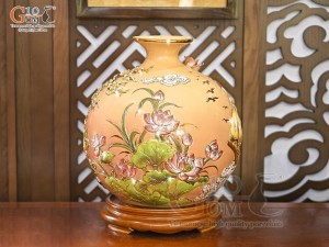 Bình hút lộc men vân mây đắp nổi Thuận Buồm Xuôi Gió vẽ vàng 24k, cao 35cm (Màu cam)