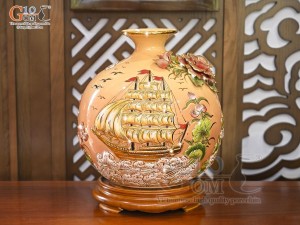 Bình hút lộc men vân mây đắp nổi Thuận Buồm Xuôi Gió vẽ vàng 24k, cao 35cm (Màu cam)