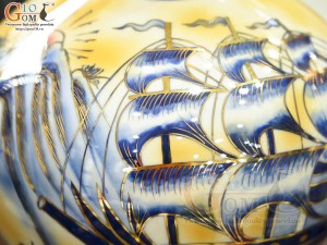 Bình hút lộc miệng lượn men màu cảnh Thuận Buồm Xuôi Gió vẽ vàng 24k, cao 30cm